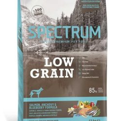 Spectrum Düşük Tahıllı Somonlu Hamsili, Yaban Mersinli Orta ve Büyük Irk Yetişkin Köpek Maması 12kg
